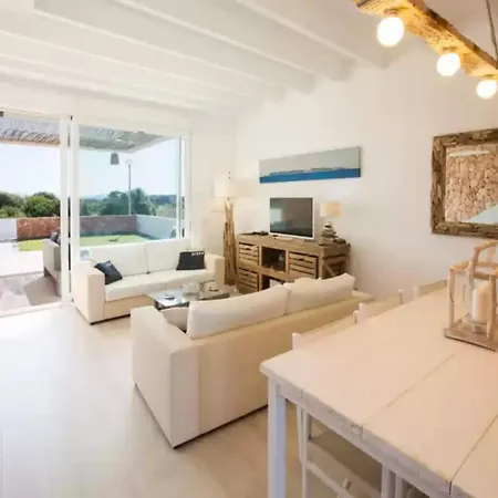 Villa Coastal With Modern Space *