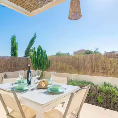 Villa Coastal With Modern Space *
