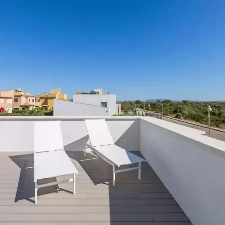 Villa Coastal With Modern Space